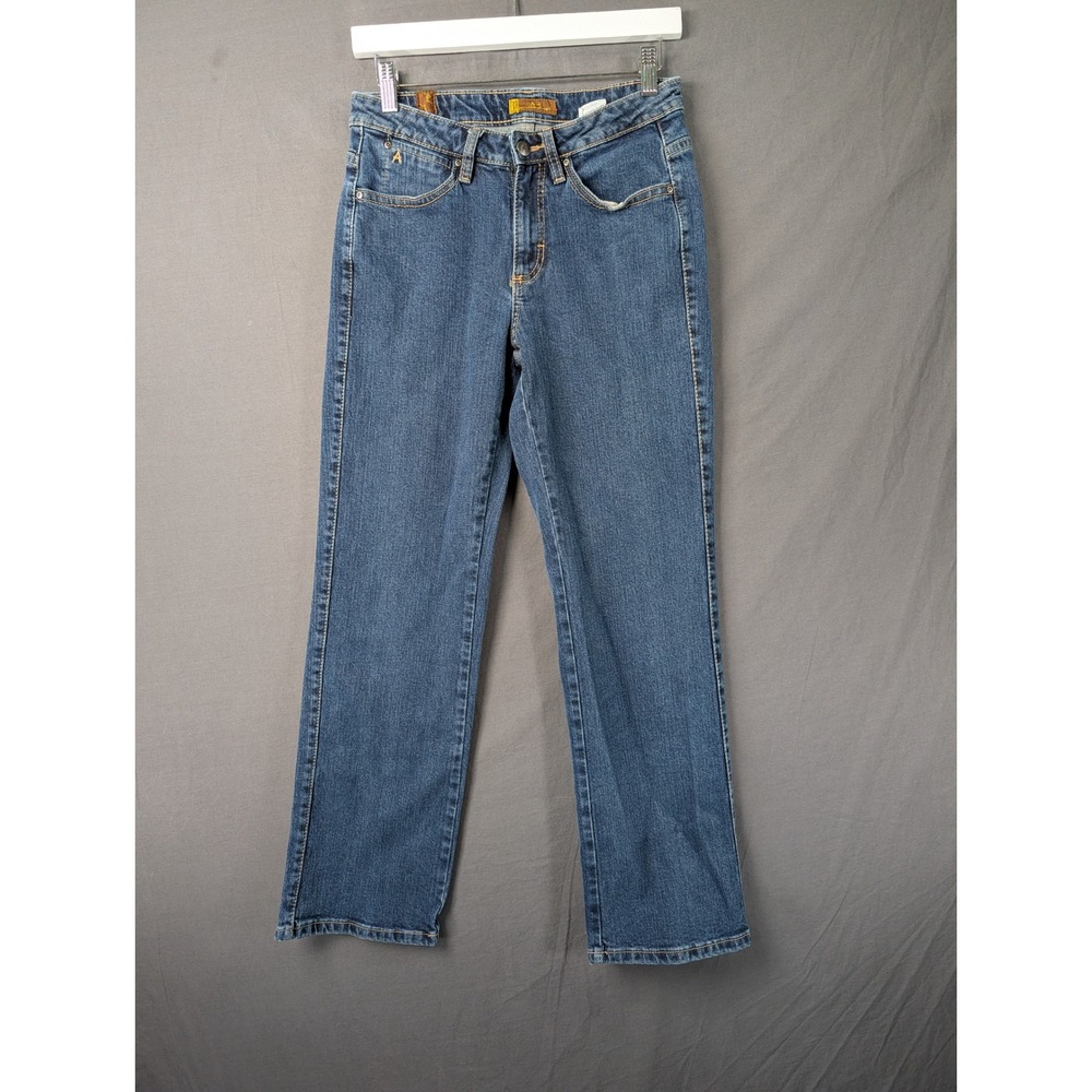 Aura from the Women of Wrangler Jeans Blue Straight Leg 4R/SHT